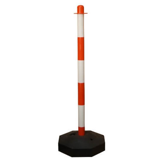 Complete guide posts with octagon-shaped